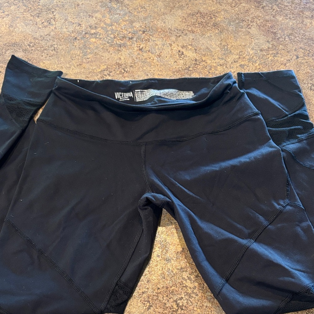 Victoria's Secret Jet Black Active Leggings